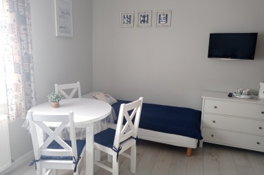 Pok&oacute;j 3-osobowy z łazienką