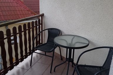 Pok&oacute;j 3-osobowy z łazienką i balkonem