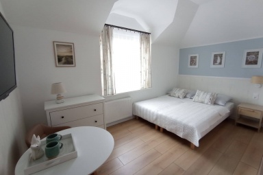 Pok&oacute;j 2-osobowy z łazienką