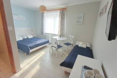 Pok&oacute;j 3-osobowy z łazienką