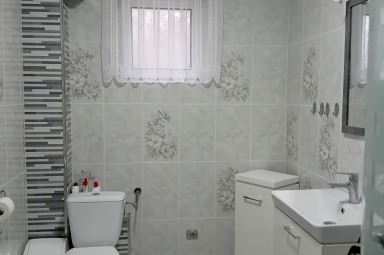 ŁAZIENKA-APARTAMENT PARTER