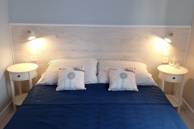 Pok&oacute;j 3-osobowy z łazienką