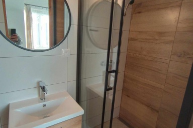 Pok&oacute;j 2-osobowy z łazienką