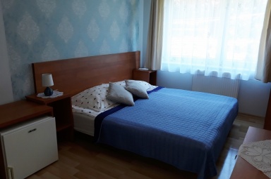 Pok&oacute;j 2-osobowy (nr 1)